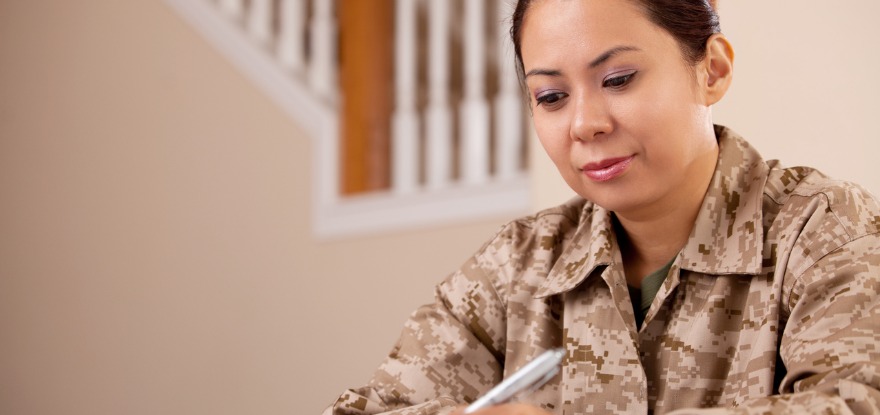 US Marine Female Soldier Working ©iStockphoto.com/DanielBendjy